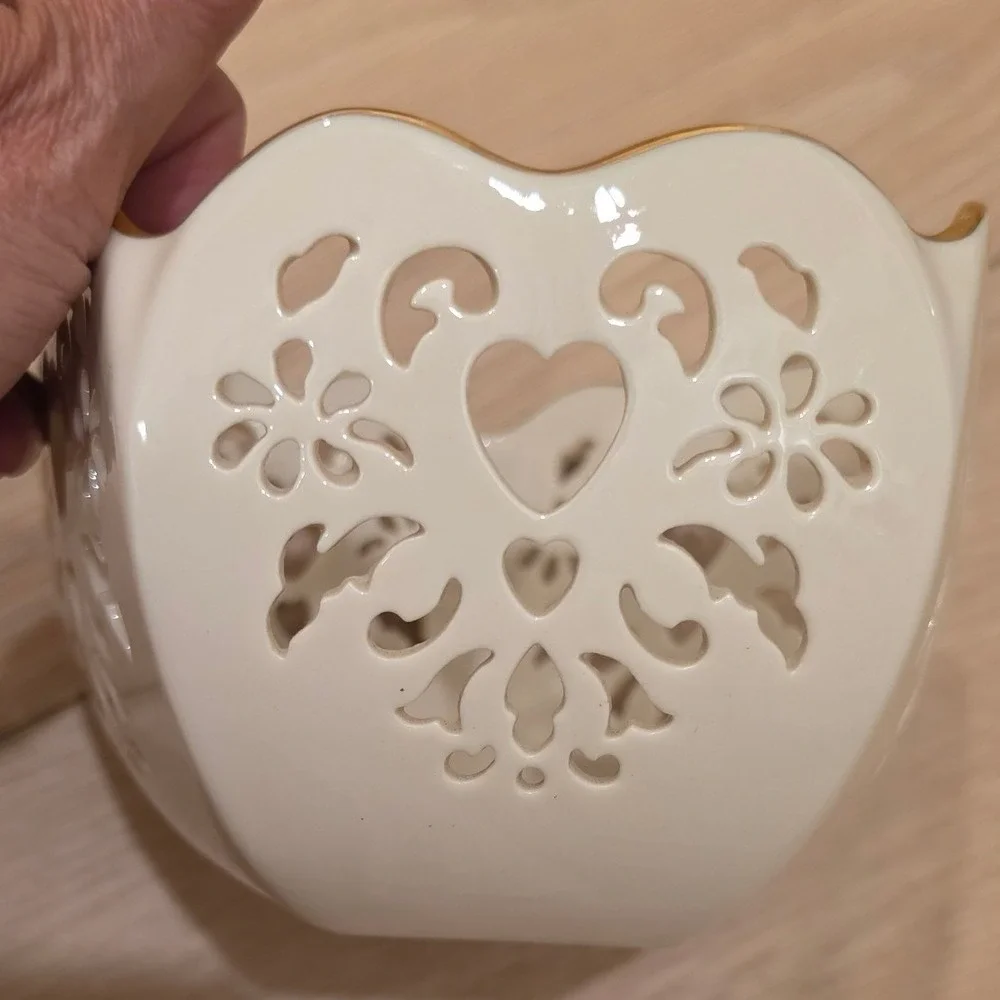 Lenox Pierced Hearts Flowers Bowl Ivory China 24k Gold Trim timeless cottagecore